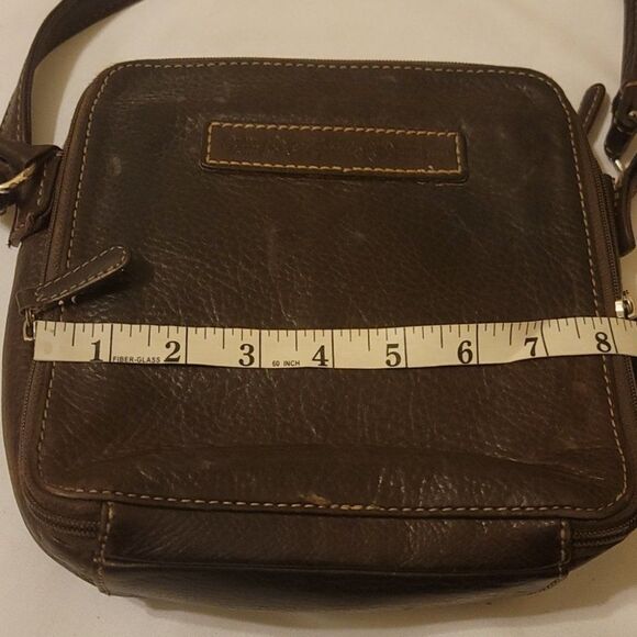 Fossil vintage crossbody leather organizer. - Picture 2 of 11